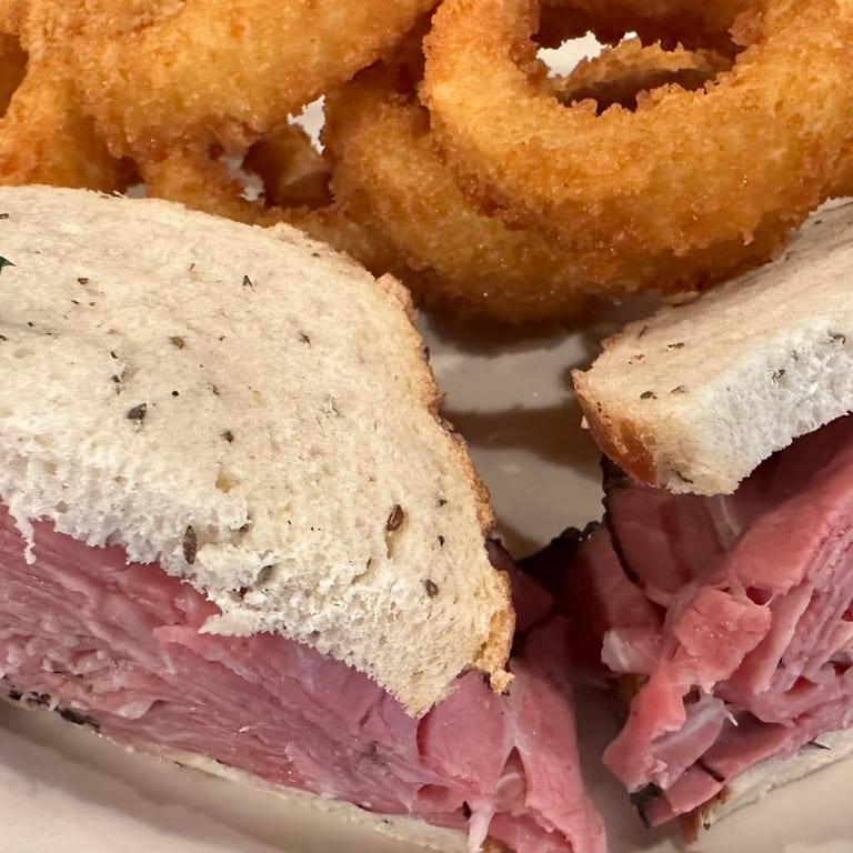 Pastrami Sandwich Delight