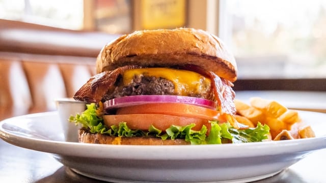Bacon Cheeseburger.