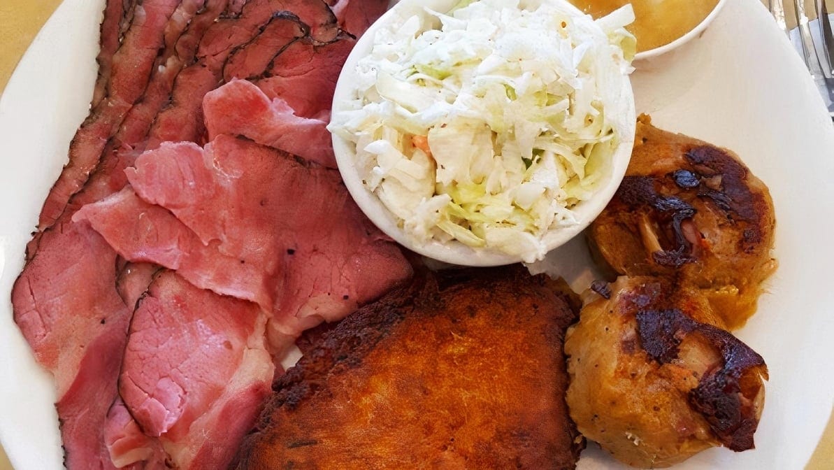 Hot Pastrami Plate.